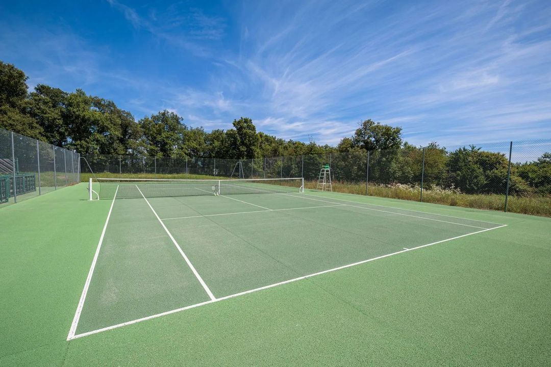 Stage tennis résidentiel en Drôme — guide complet pour coachs et clubs