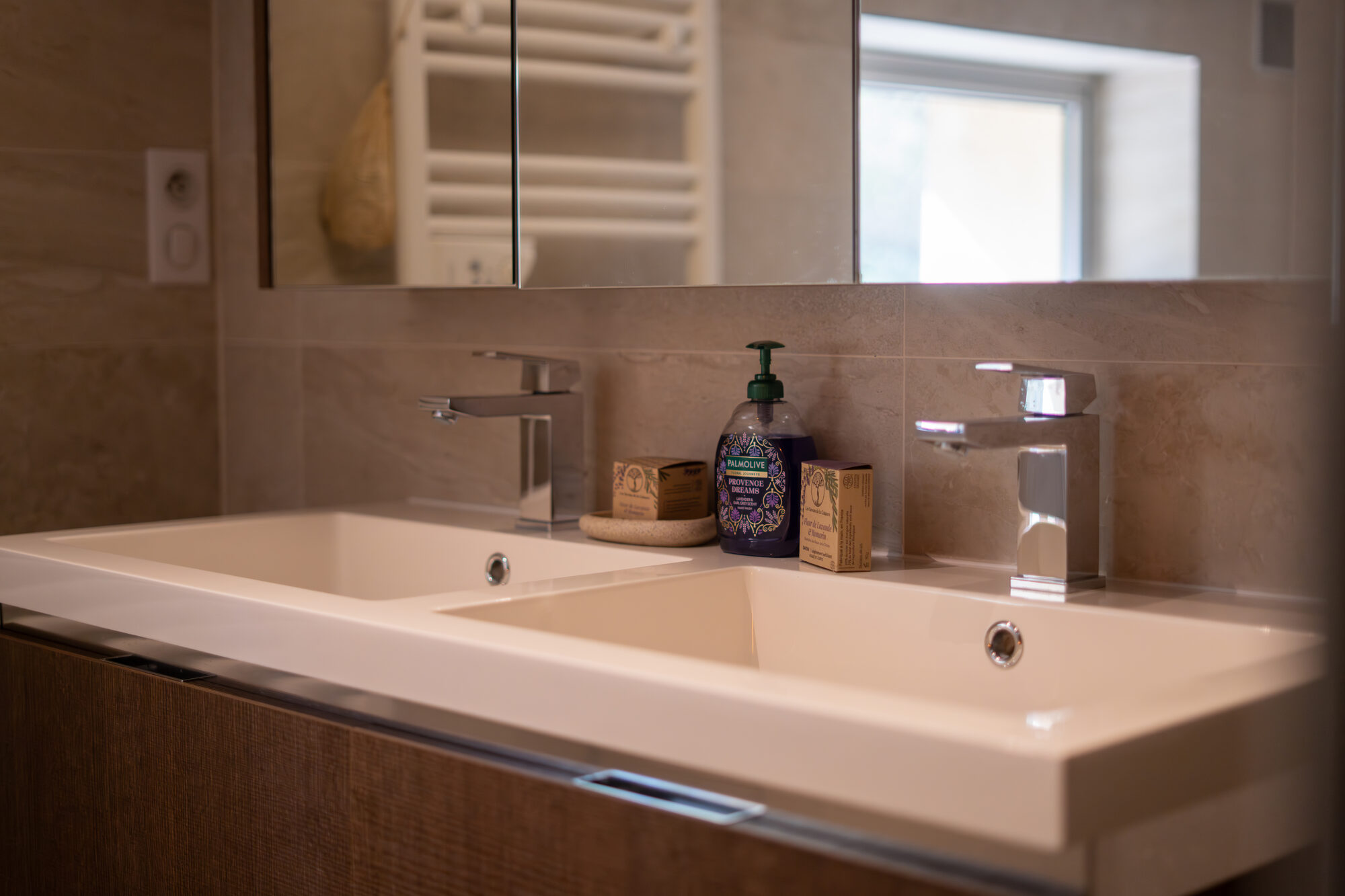 Double 1 — double vasque